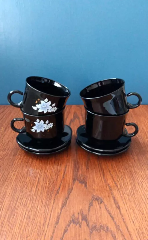 Juodo stiklo puodeliai su lėkštute, 4vnt. - , namai ir interjeras 2