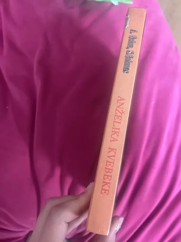 Anželika Kvebeke - Ana Golon, Seržas  Golon, knyga 3