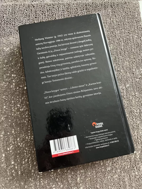 Dinos knyga - Herbjørg Wassmo, knyga 3