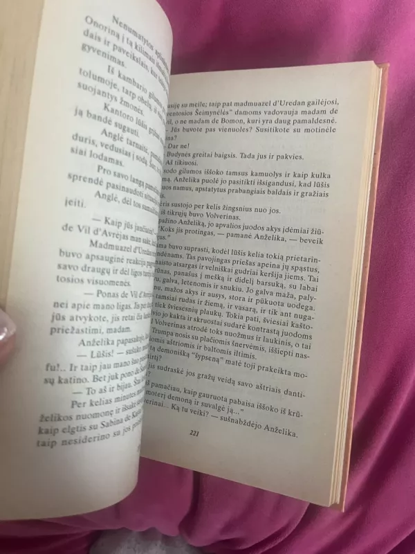 Anželika Kvebeke - Ana Golon, Seržas  Golon, knyga 6