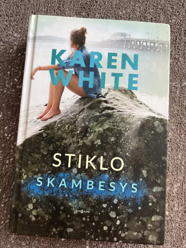 Stiklo skambesys - Karen White, knyga 2