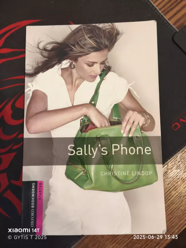 Sally's Phone - Cristine Lindop, knyga 3