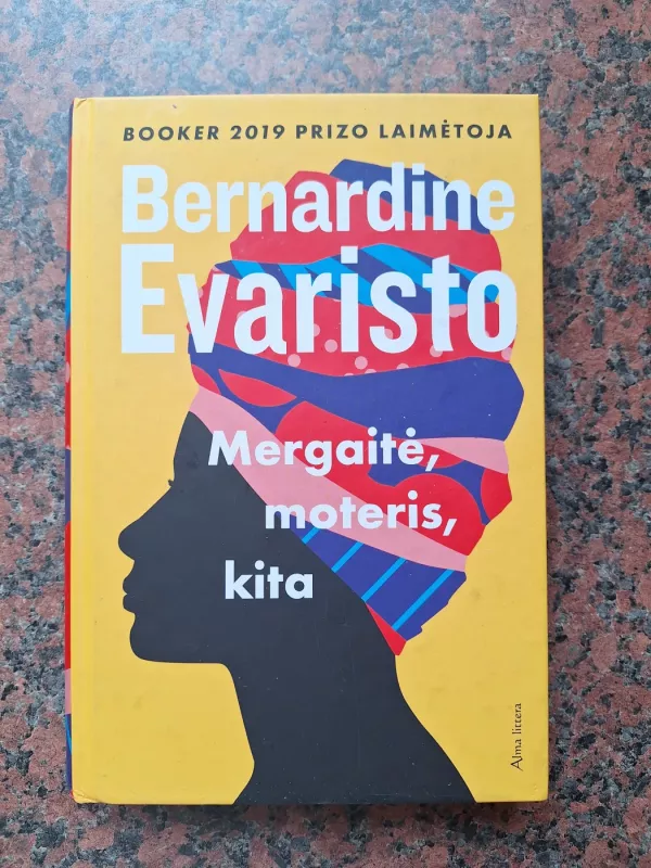Mergaitė, moteris, kita - Evaristo Bernadine, knyga 2