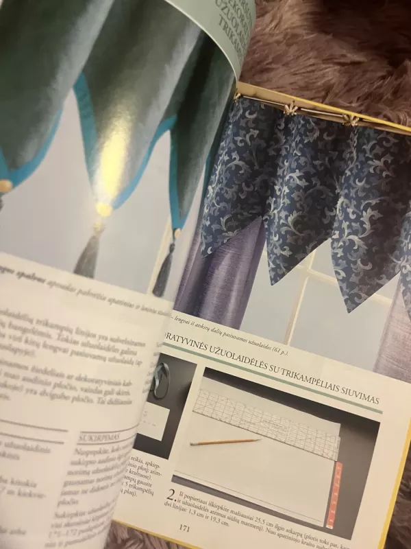 Stilingi langai - Autorių Kolektyvas, knyga 5