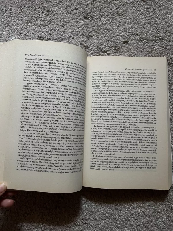 Italija. Nuo revoliucijos iki respublikos . Nuo 1700-ųjų iki šių dienų - Spencer M. Di Scala, knyga 5