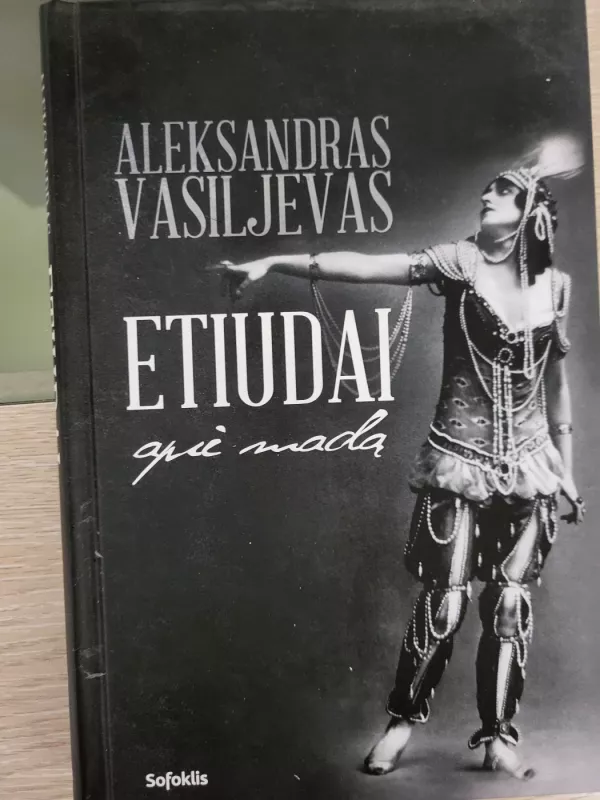 Etiudai apie madą - Aleksandras Vasiljevas, knyga 2