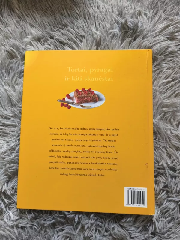 Tortai, pyragai ir kiti skanėstai: 1001 receptas iš viso pasaulio - Autorių Kolektyvas, knyga 3