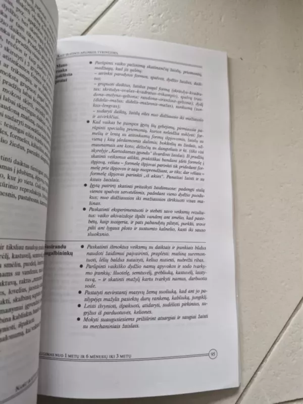 Kaip žydėjimas vyšnios - Salomėja Nėris, knyga 4