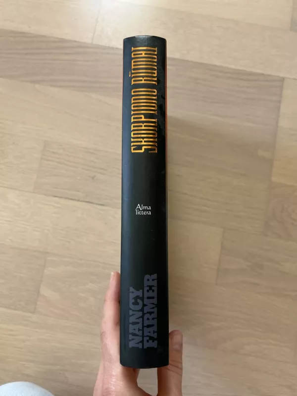 Skorpiono rūmai - Nancy Farmer, knyga 3