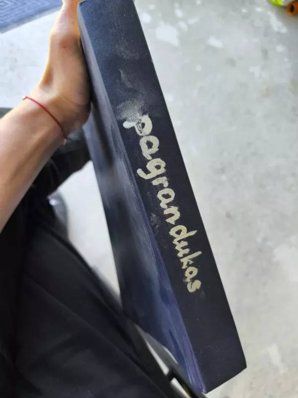 Pagrandukas - Autorius Nežinonamas, knyga 3