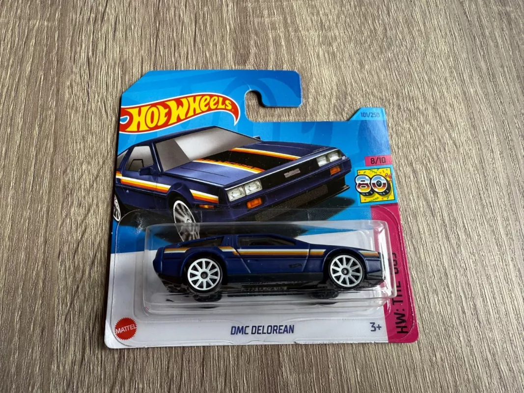 DMC Delorean Hot Wheels - , namai ir interjeras 2