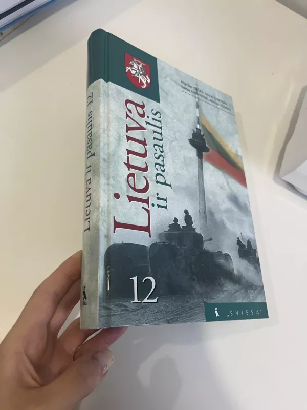 Lietuva ir pasaulis 12 kl. - Autorių Kolektyvas, knyga 3