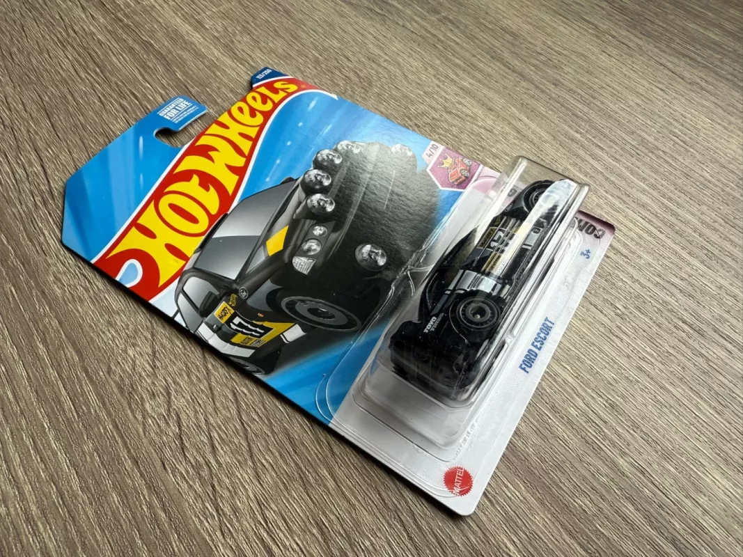 Ford Escort Hot Wheels Long Card - , namai ir interjeras 3