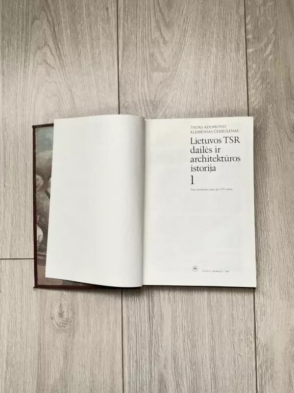 Lietuvos TSR dailės ir architektūros istorija 1 - Tadas Adomonis, Klemensas  Čerbulėnas, knyga 3