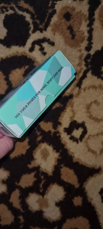 Yoga poses - Gift Republic, knyga 5