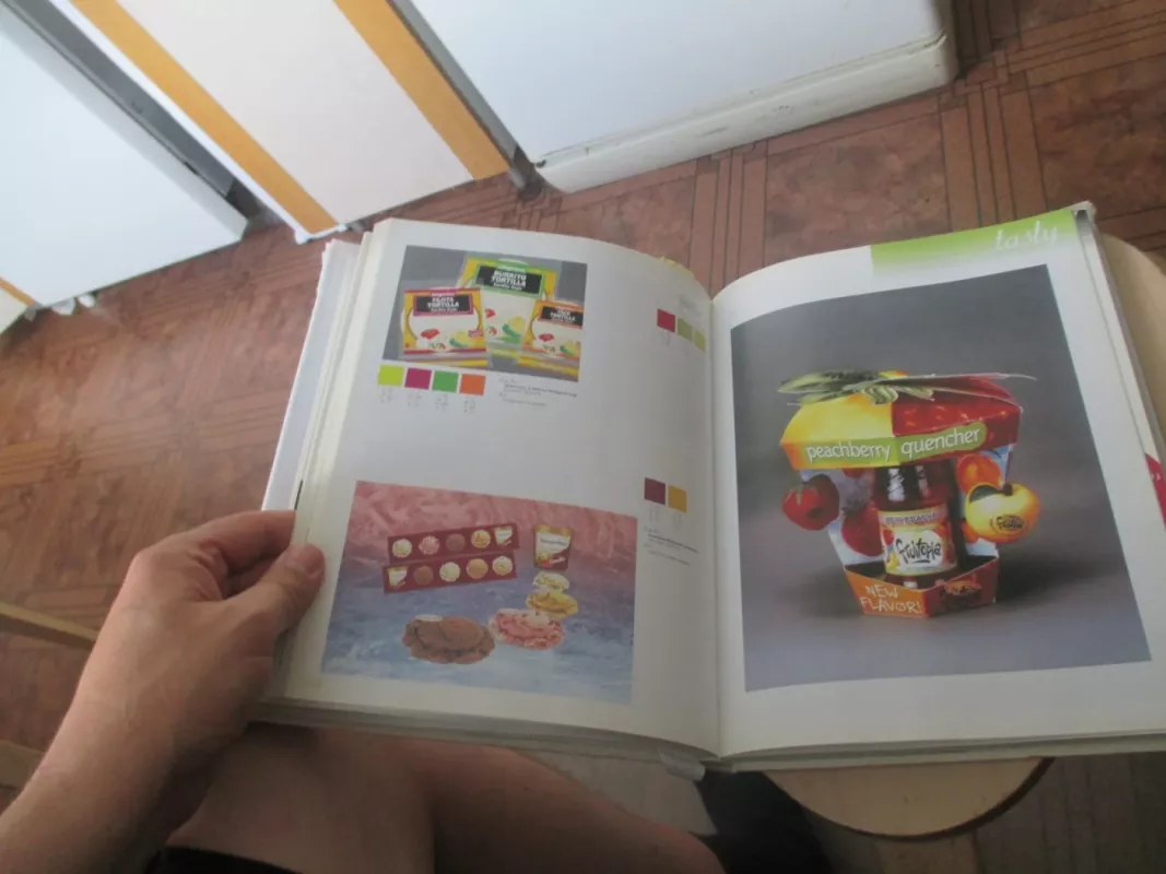 The Big book of color in design - David E. Carter, knyga 6