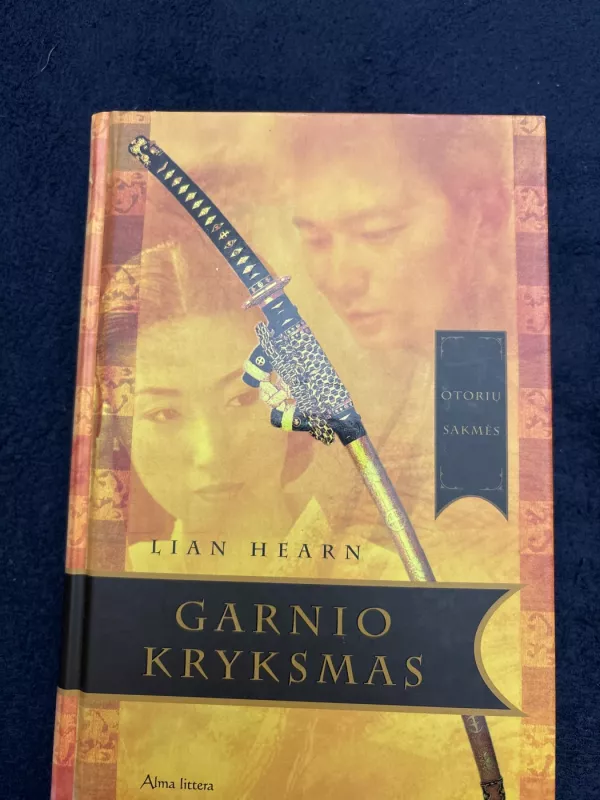 Garnio klyksmas.  Otorių sakmės. Ketvirta knyga. - Lian Hearn, knyga 3