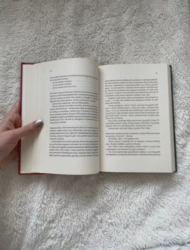 Tarnaitės pasakojimas - Margaret Atwood, knyga 4