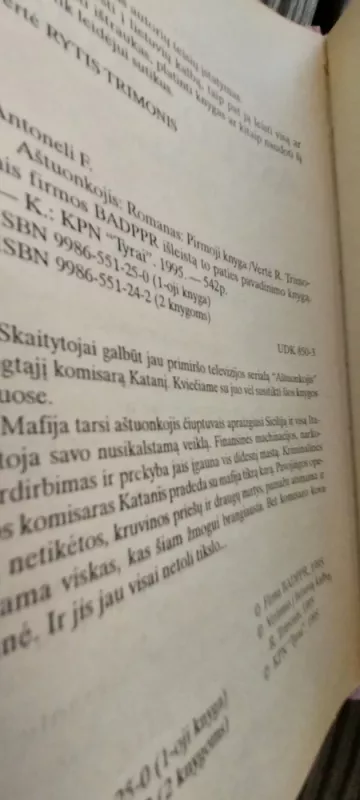 Aštuonkojis (1 knyga) - Frančesko Antoneli, knyga 6