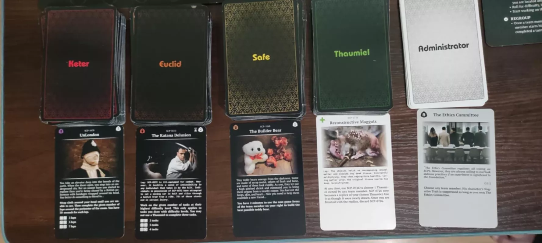 Escape from site 19 - , stalo žaidimas 5