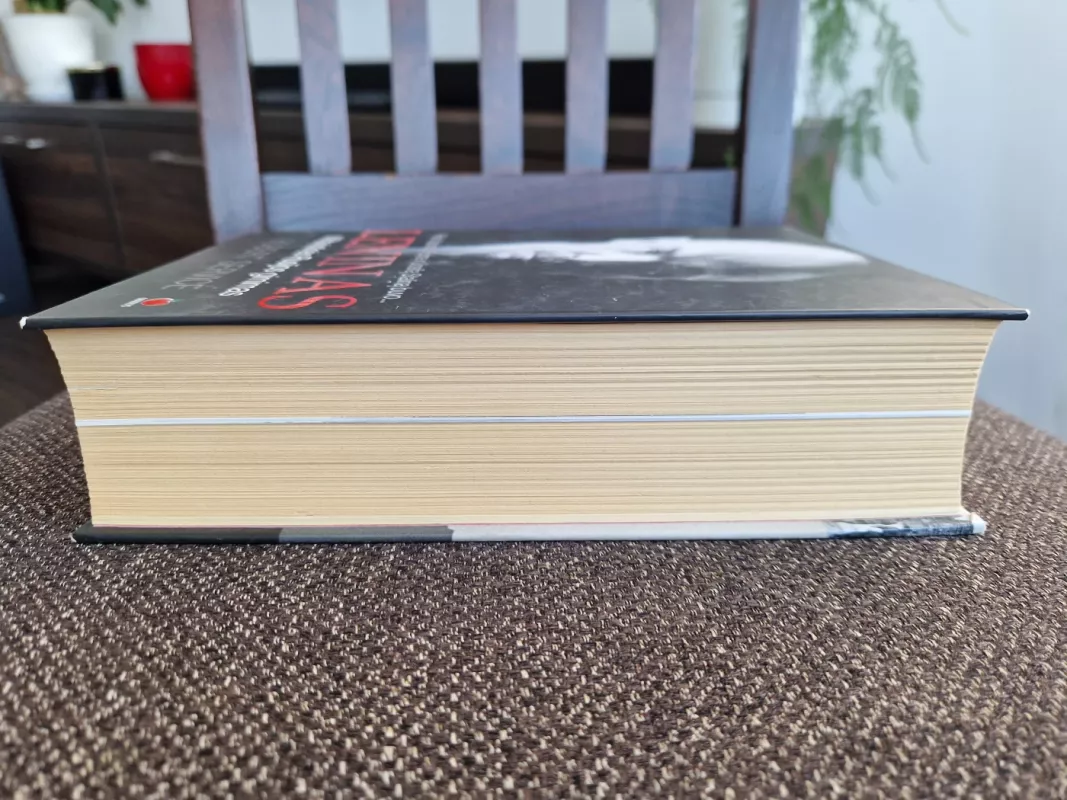 Leninas. Militaristinės Rusijos gimimas - Robert Service, knyga 3