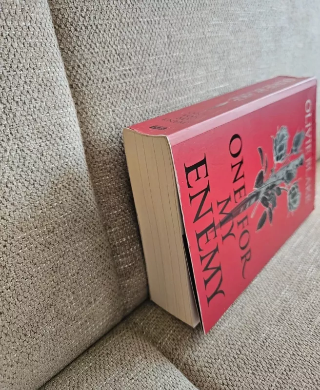 One for my enemy - Olivie Blake, knyga 3