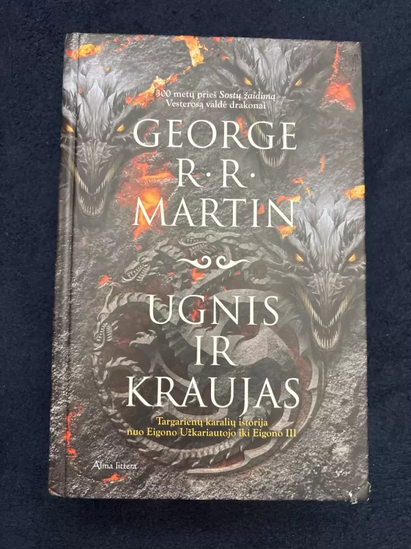 Ugnis ir kraujas - George R. R. Martin, knyga 2