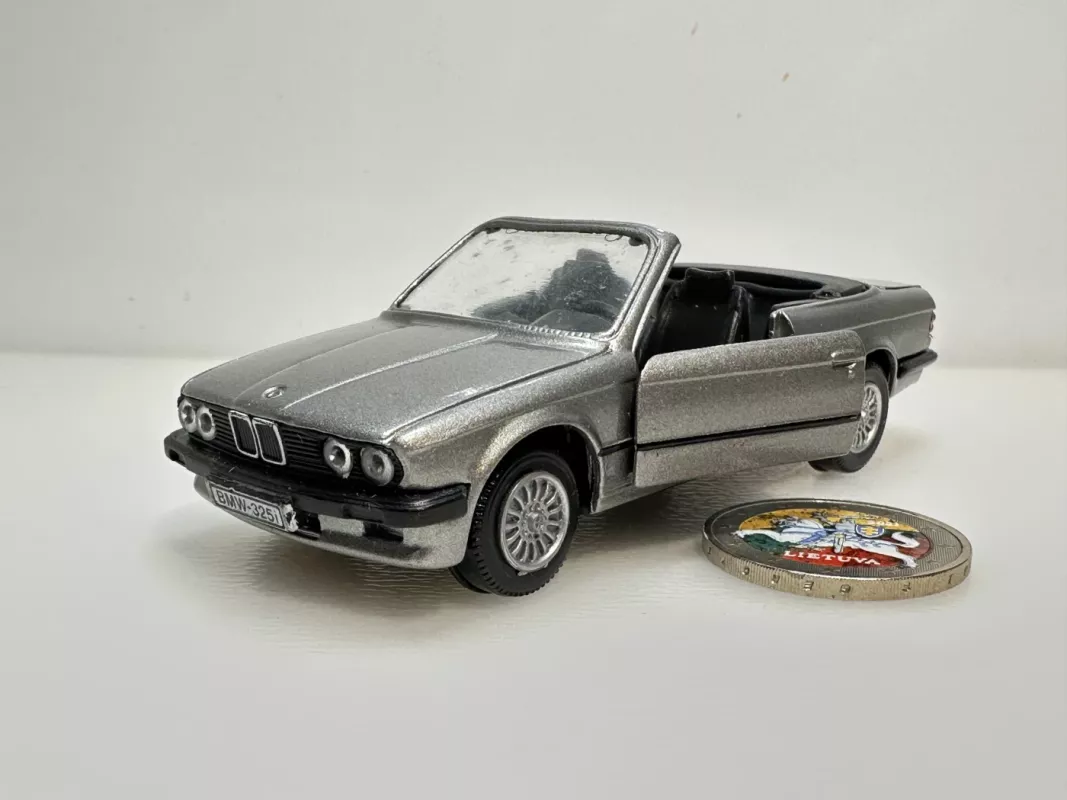 BMW 3er E30 Cabriolet pilkas 1:43 Gama W.Germany [tik modelis] - , namai ir interjeras 2