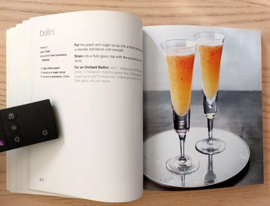 200 Classic Cocktails (Hamlyn All Colour Cookery) - Tom Soden, knyga 5