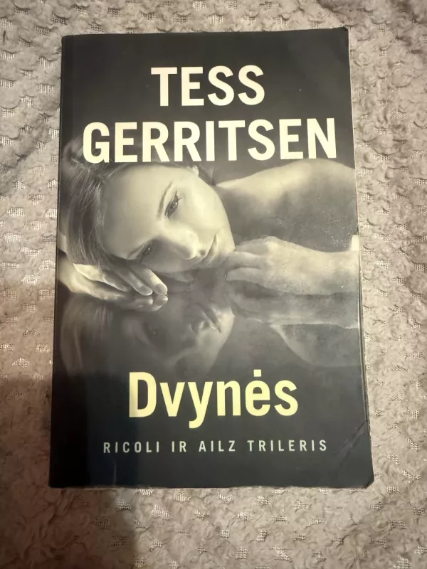 Dvynės - Tess Gerritsen, knyga 2