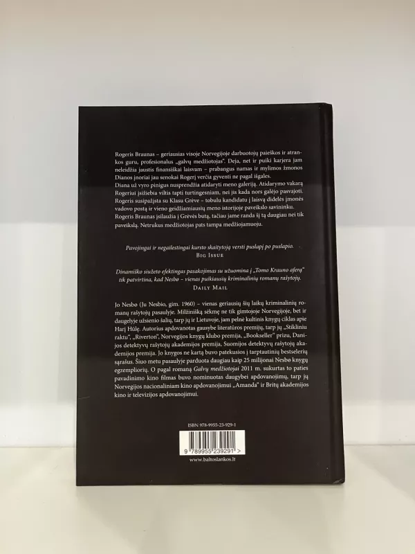 Galvų medžiotojai - Jo Nesbo, knyga 3