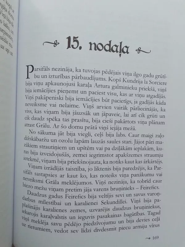 Leģenda par Parsifālu: Svēto Grālu meklējot (latvių kalba) - Robin Cook, knyga 5