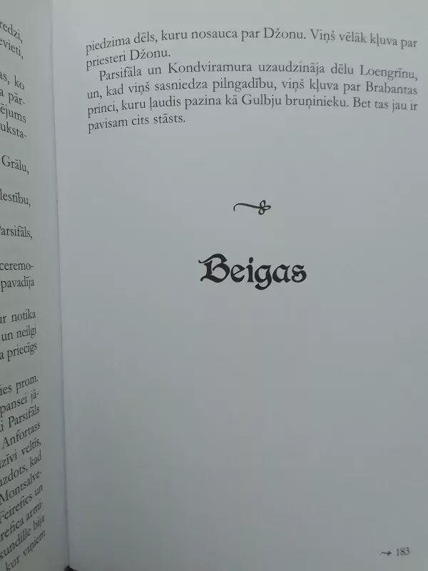 Leģenda par Parsifālu: Svēto Grālu meklējot (latvių kalba) - Robin Cook, knyga 6