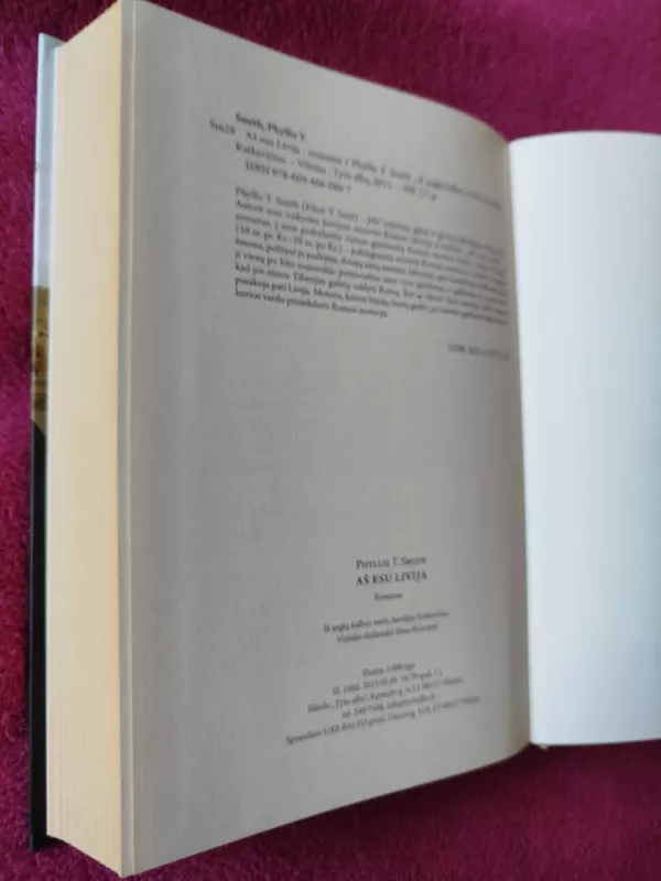 Aš esu Livija - Phyllis T. Smith, knyga 5