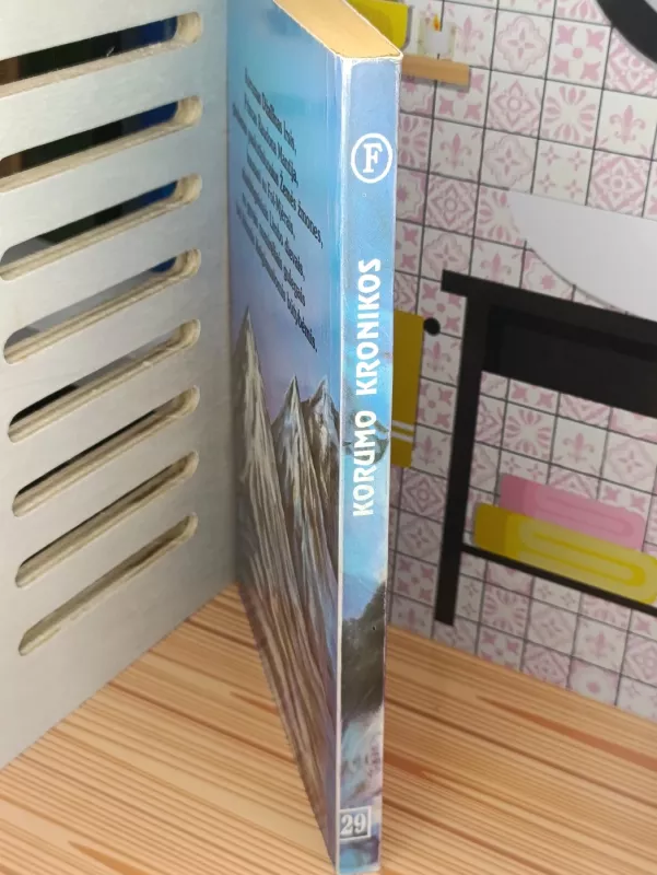 Korumo kronikos - Michael Moorcock, knyga 5