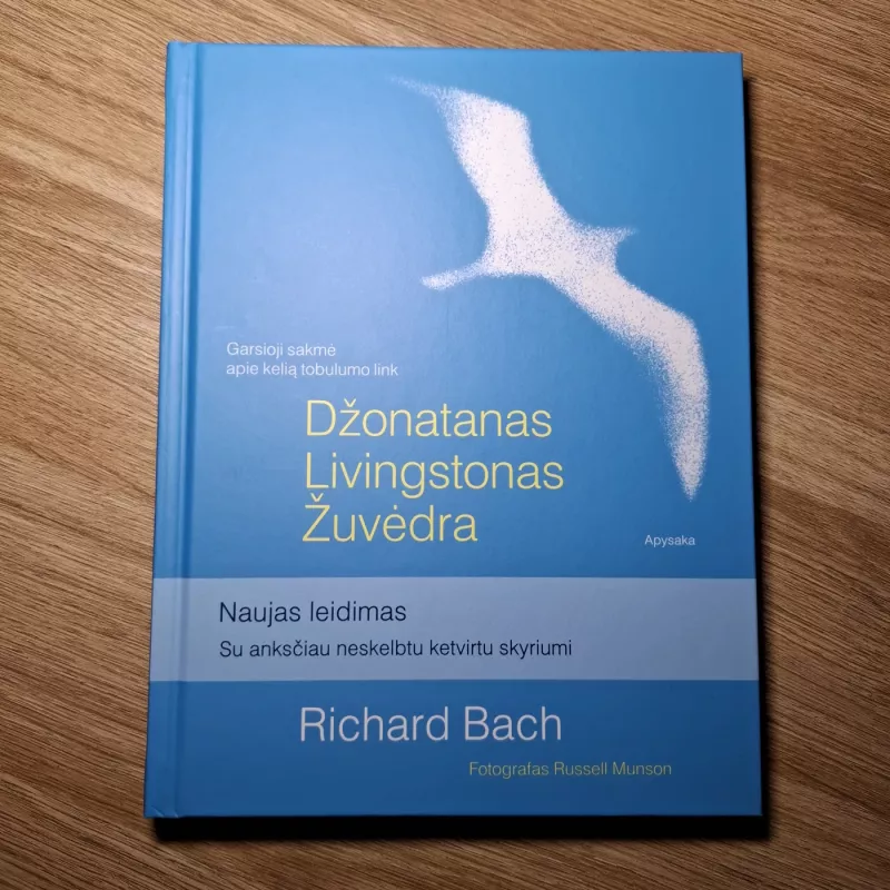 Džonatanas Livingstonas Žuvėdra (SU NEŽYMIU DEFEKTU) - Richard Bach, knyga 3