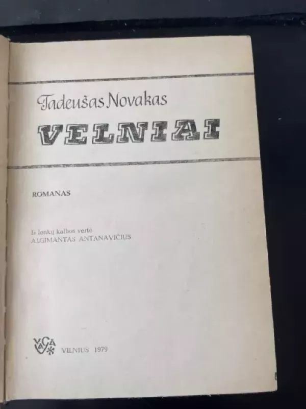 Velniai - Tadeušas Novakas, knyga 3