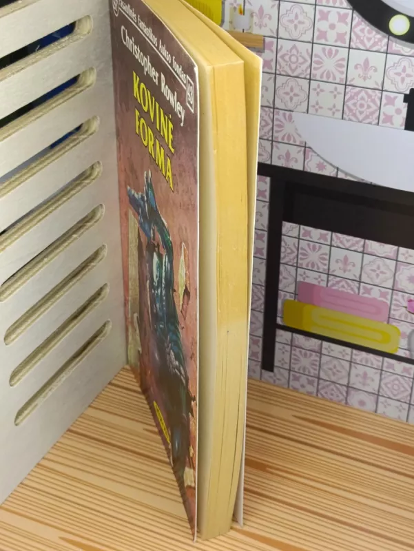 Kovinė forma - Christopher Rowley, knyga 3