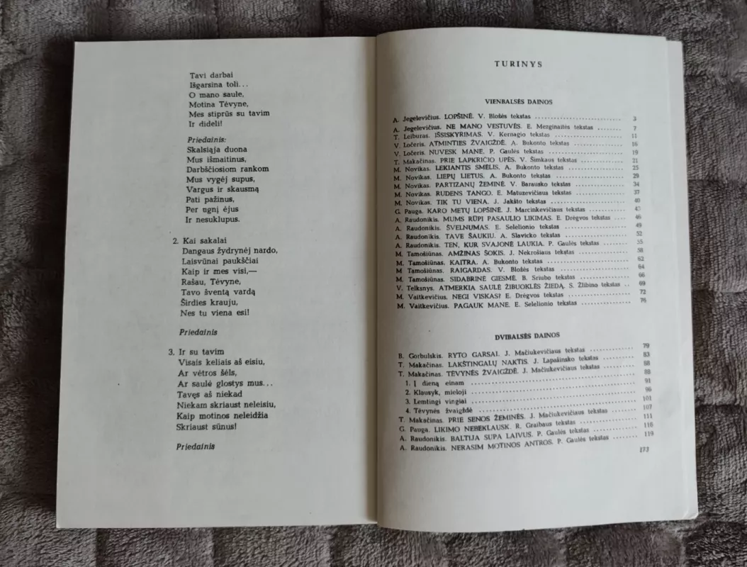 Estradinės dainos 4 - Algimantas Raudonikis, knyga 6