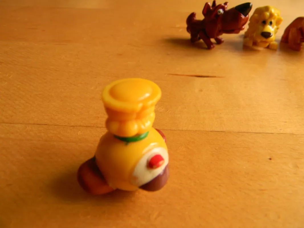 figureles - , stalo žaidimas 3