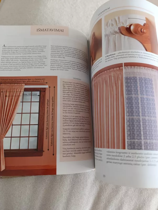 Stilingi langai - Autorių Kolektyvas, knyga 4