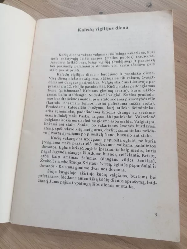 Kūčių valgiai ir būrimai - Vyginta Inokaitienė, Dalia  Užtupienė, knyga 4
