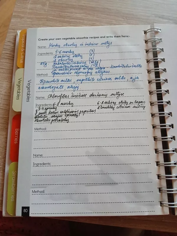 Smoothies - Unknown, knyga 4