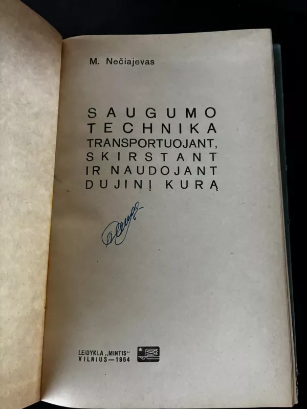 Saugumo technika transportuojant, skirstant ir naudojant dujinį kurą - Autorių Kolektyvas, knyga 4
