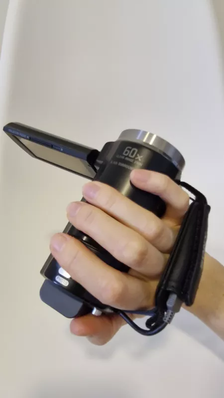 SONY HDR-PJ530 rankinė vaizdo kamera su integruotu projektoriumi - , stalo žaidimas 6