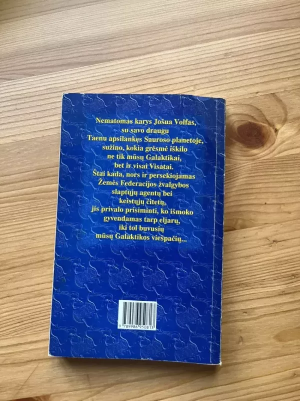 Dievybės šešėlis - Chris Bunch, knyga 5