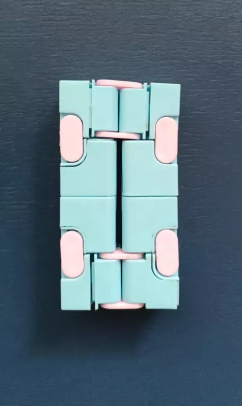 Įvairūs žaisliukai-žaidimai, 7vnt. + medžiaginė kuprinytė - , stalo žaidimas 4