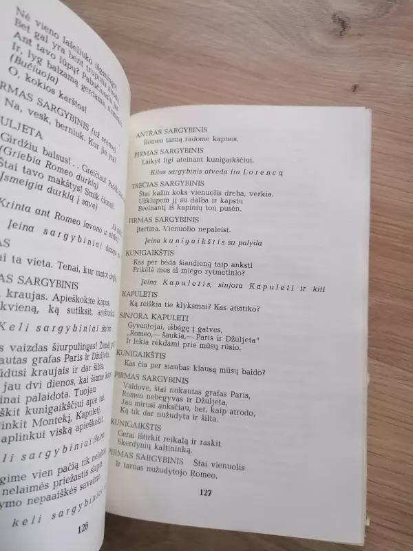 Romeo ir Džiuljeta, Hamletas, Karalius Lyras (Šekspyras) - Viljamas Šekspyras, knyga 5