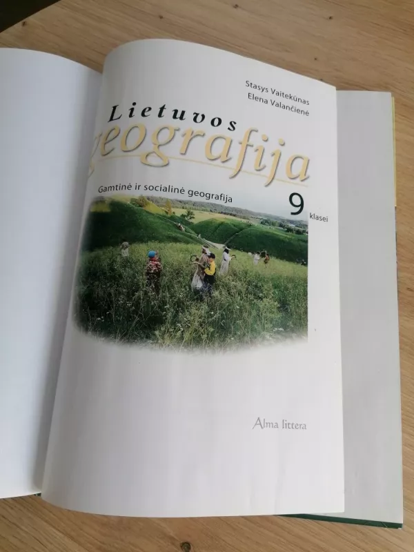 Lietuvos geografija 9 klasei - S. Vaitekūnas, knyga 3