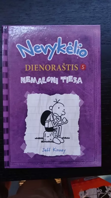 Nevykėlio dienoraštis 5. Nemaloni tiesa - Jeff Kinney, knyga 3